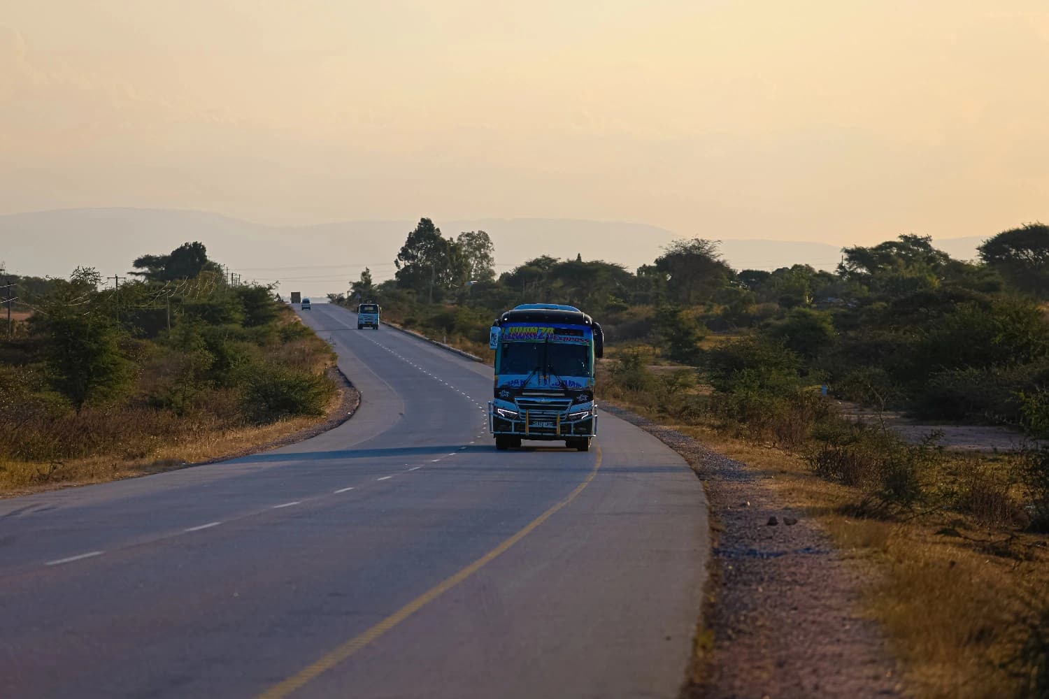 Picha ya Luwinzo Express 4